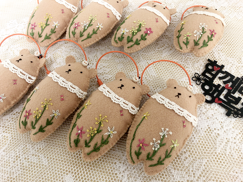 창문여고 프랑스자수 방과후 수업 곰돌이 키링 상세 사진