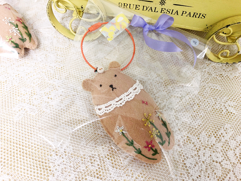 창문여고 프랑스자수 방과후 수업 곰돌이 키링 비닐포장