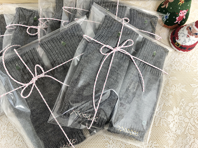 창문여고 학생들의 핸드워머 완성작 포장 모음