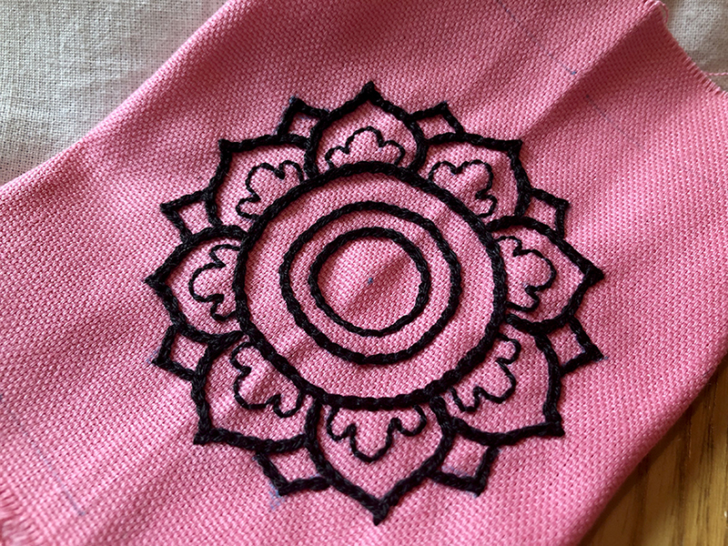 부암동 유금와당박물관 프랑스자수 출장수업 검정색 실로 완성한 문양 자수