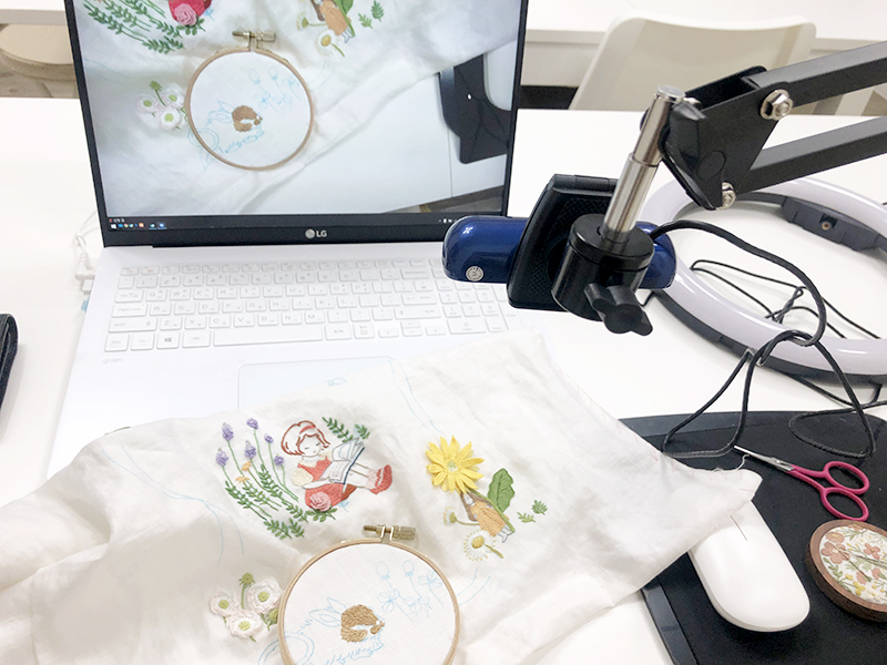 옐로우루시 프랑스자수